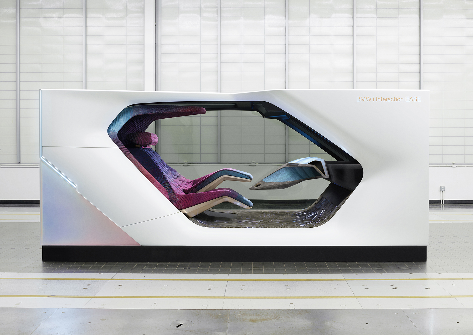 BMW i Interaction Ease interior